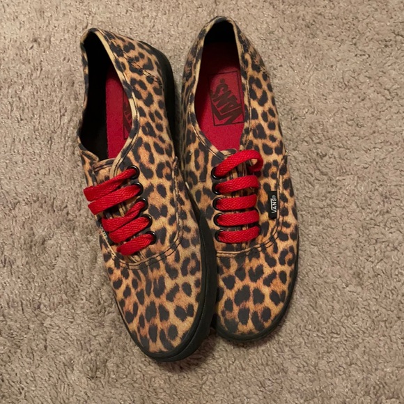 Leopard Vans - Picture 1 of 3